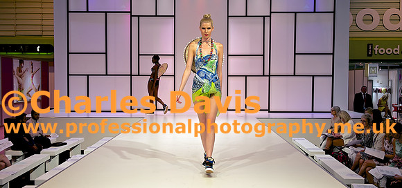 MODA 239